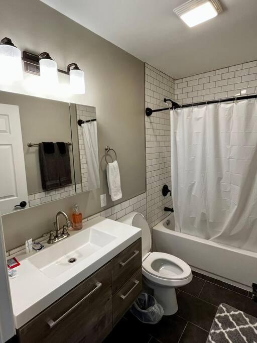 Downtown Albany 2 Bedroom + Workstation @ The Mark Экстерьер фото