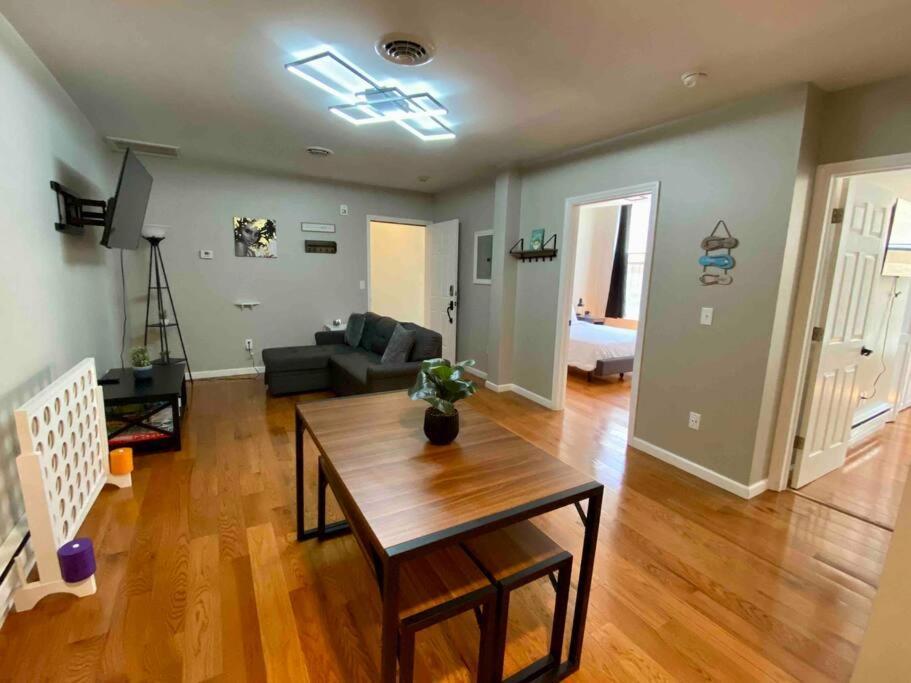 Downtown Albany 2 Bedroom + Workstation @ The Mark Экстерьер фото