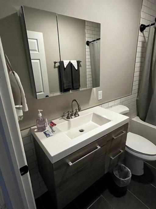 Downtown Albany 2 Bedroom + Workstation @ The Mark Экстерьер фото